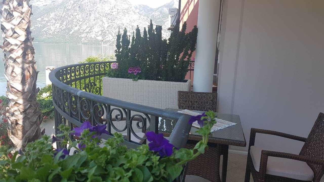 Apartment Maniva Kotor Extérieur photo